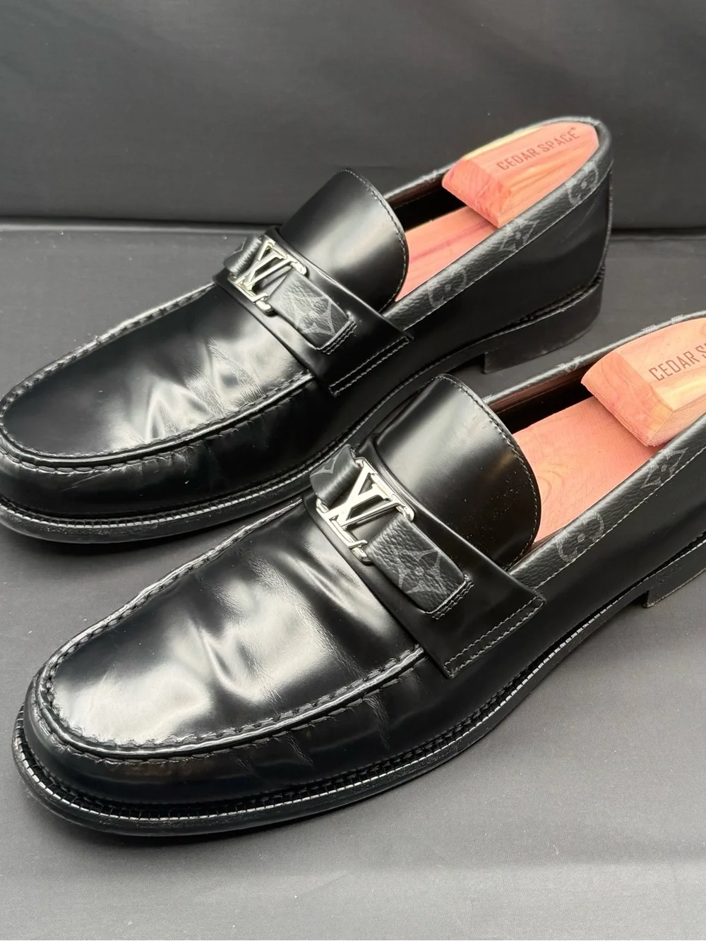 Louis Vuitton Major Loafers Black Glazed Calf Leather Monogram Size US 10.5
